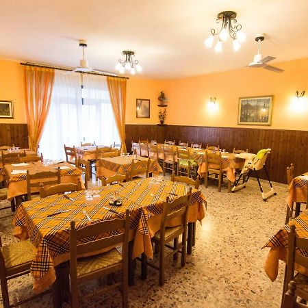 Cantarana Hotel Sesta Godano Екстериор снимка