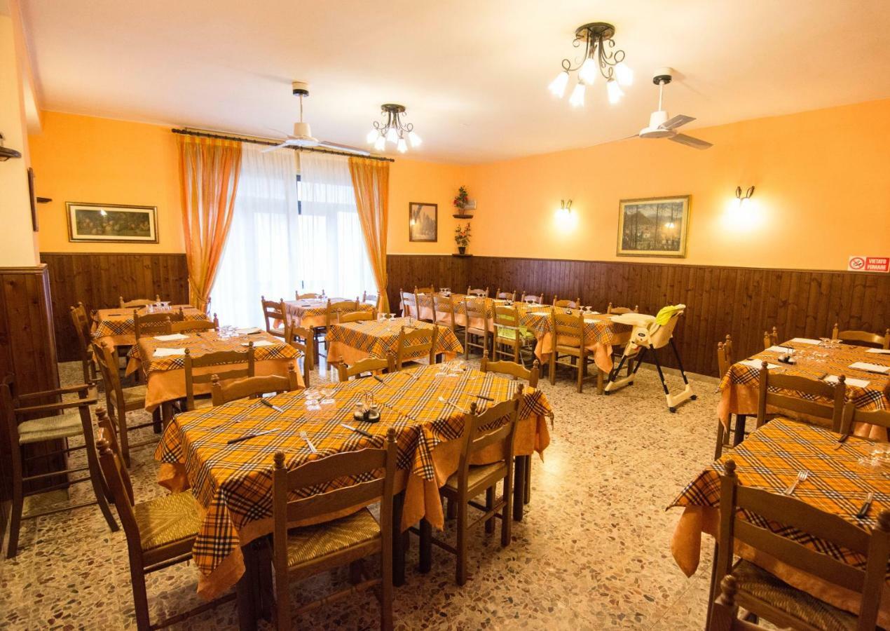 Cantarana Hotel Sesta Godano Екстериор снимка